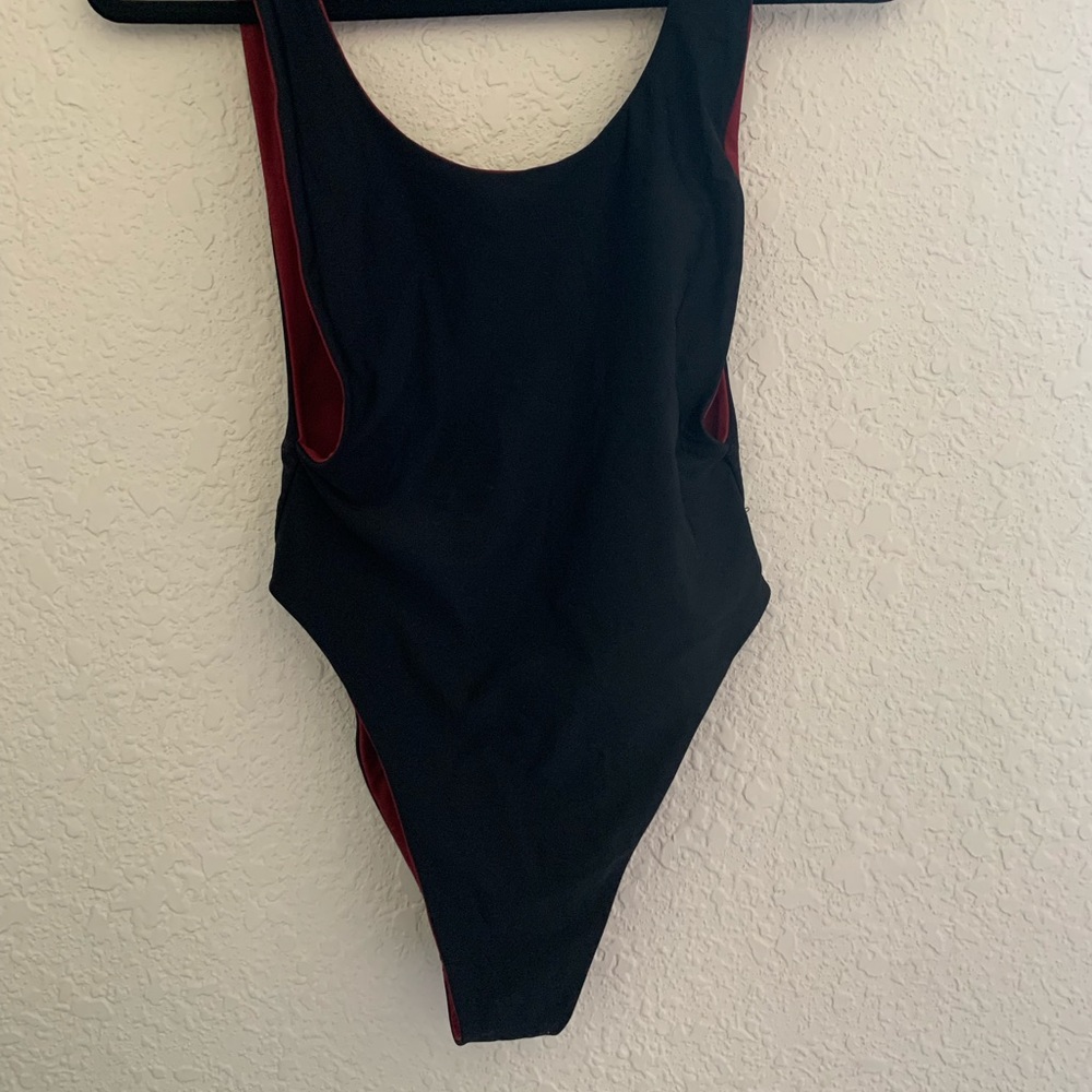 Aerie black and maroon reversible singlet swim suit